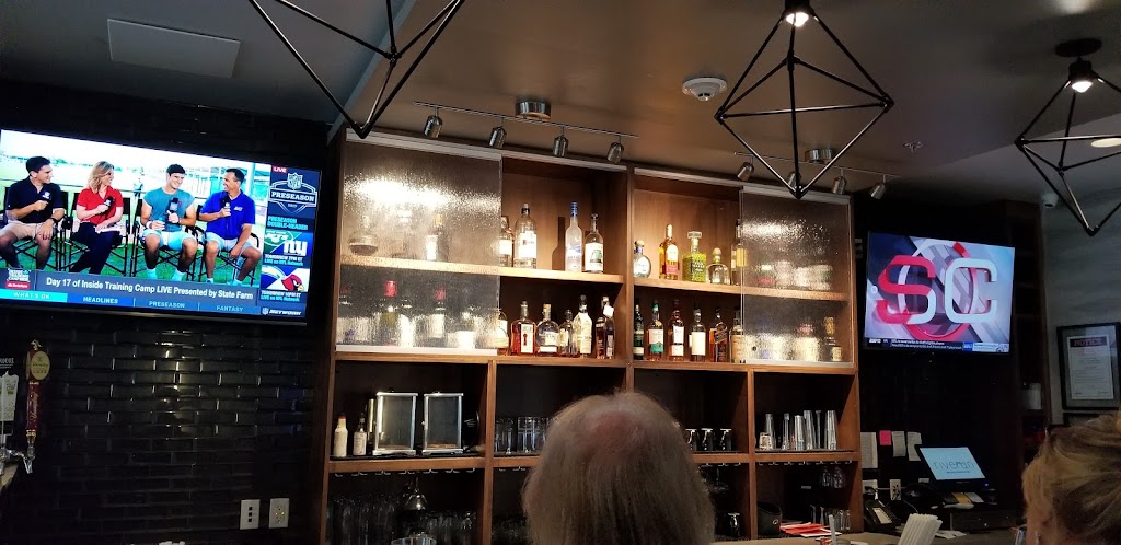 RiverRun Restaurant & Lounge 17111