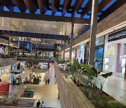 Plaza Satélite photo