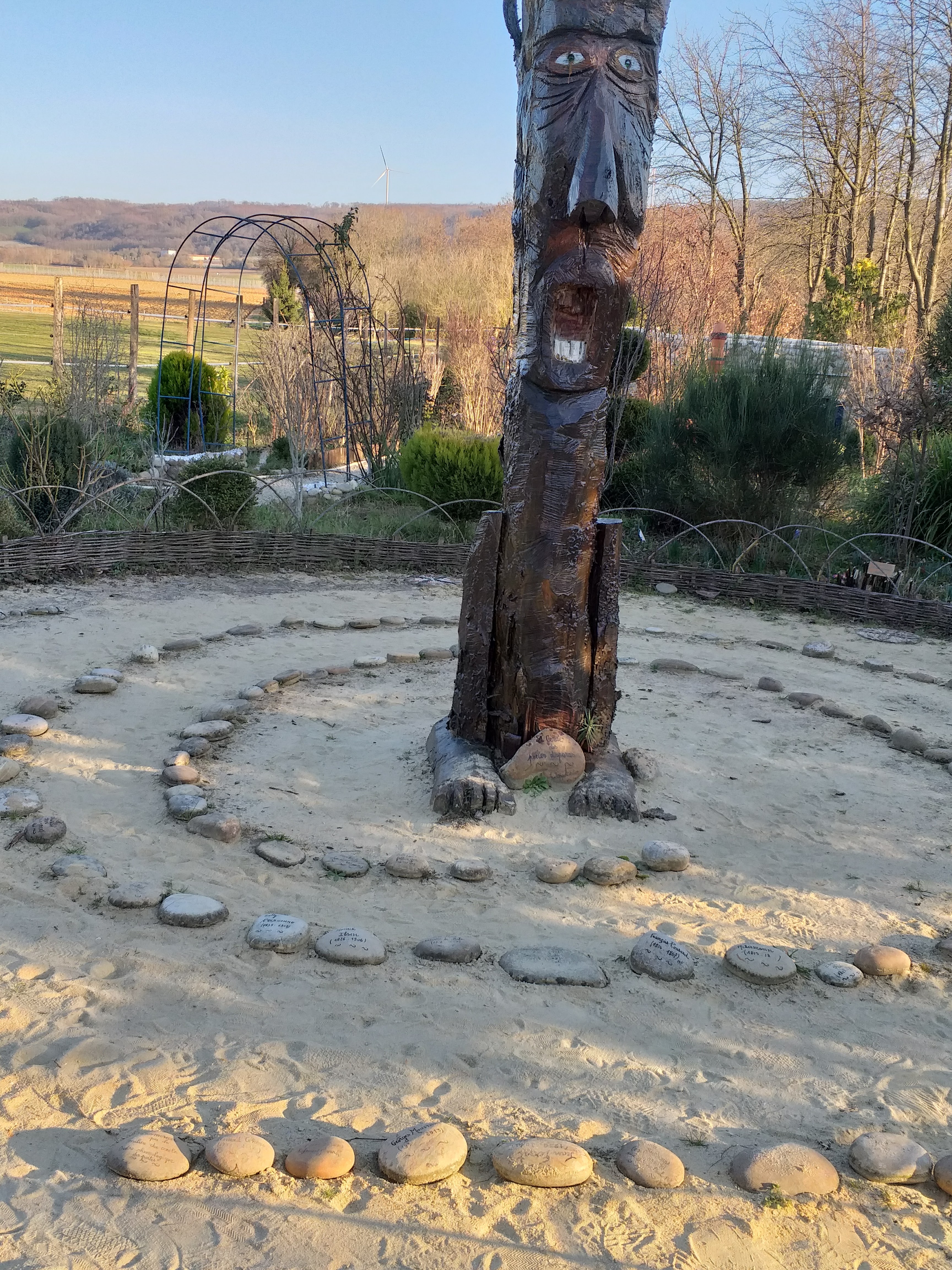 Photo n° 22 de l'avis de Léopold.e fait le 27/02/2019 à 17:10