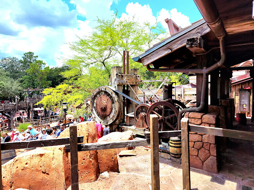 Roller Coaster «Big Thunder Mountain Railroad», reviews and photos, 4600 Frontierland, Orlando, FL 32836, USA