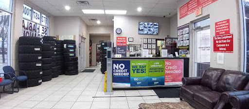 Tire Shop «DFW Discount Tire & Auto», reviews and photos, 1922 N Plano Rd, Garland, TX 75042, USA