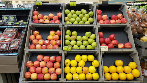 Fruit and vegetable wholesaler Surprise