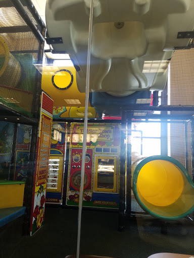 Fast Food Restaurant «Chick-fil-A», reviews and photos, 501 E Kemper Rd, Springdale, OH 45246, USA