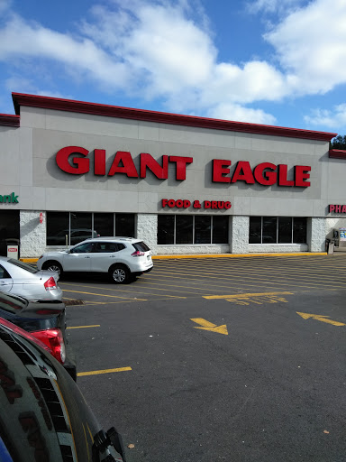 Supermarket «Giant Eagle Supermarket», reviews and photos, 9001 Frankstown Rd, Penn Hills, PA 15235, USA