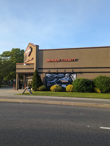 Harley-Davidson Dealer «Bergen County Harley-Davidson (Service Opens 9am)», reviews and photos, 124 Essex St, Rochelle Park, NJ 07662, USA