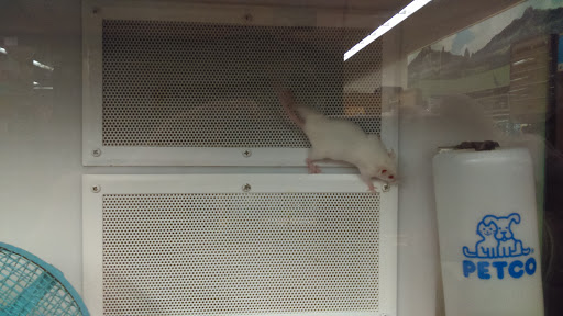 Pet Supply Store «Petco Animal Supplies», reviews and photos, 28400 Dequindre Rd, Warren, MI 48092, USA