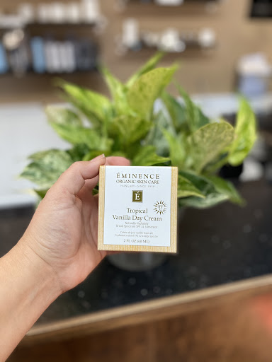 Beauty Salon «Gwen Mireille Salon & Spa», reviews and photos, 770 Broadway, Raynham, MA 02767, USA