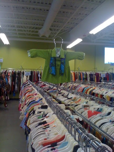 Thrift Store «Goodwill Store & Donation Center», reviews and photos, 1080 Shelburne Rd, South Burlington, VT 05403, USA