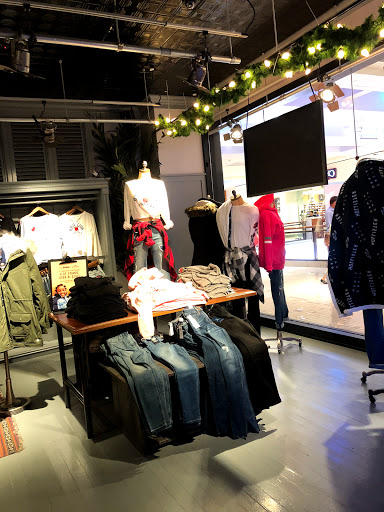 Clothing Store «Hollister Co.», reviews and photos, 19575 Biscayne Blvd #1335, Aventura, FL 33180, USA