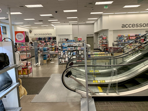 Department Store «Nordstrom Rack Newbury», reviews and photos, 497 Boylston St, Boston, MA 02116, USA