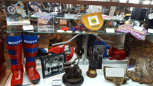 Motorcycle Dealer «Malcolm Smith Motorsports», reviews and photos, 7599 Indiana Ave, Riverside, CA 92504, USA