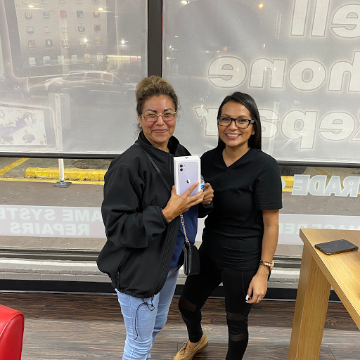 Mobile Phone Repair Shop «CPR Cell Phone Repair Dallas Uptown», reviews and photos, 2806 N Fitzhugh Ave, Dallas, TX 75204, USA