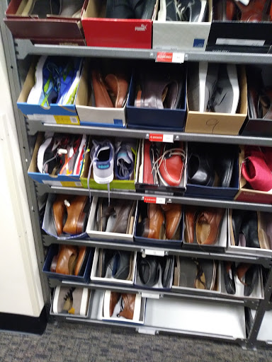 Department Store «Nordstrom Rack Towne Place at Garden State Park», reviews and photos, 951 Haddonfield Rd a, Cherry Hill, NJ 08002, USA