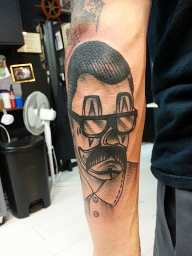 Explore moon tattoo ideas for men, creative tattoo ideas in Los Angeles, available at Tinta Rebelde hardcore tattoo