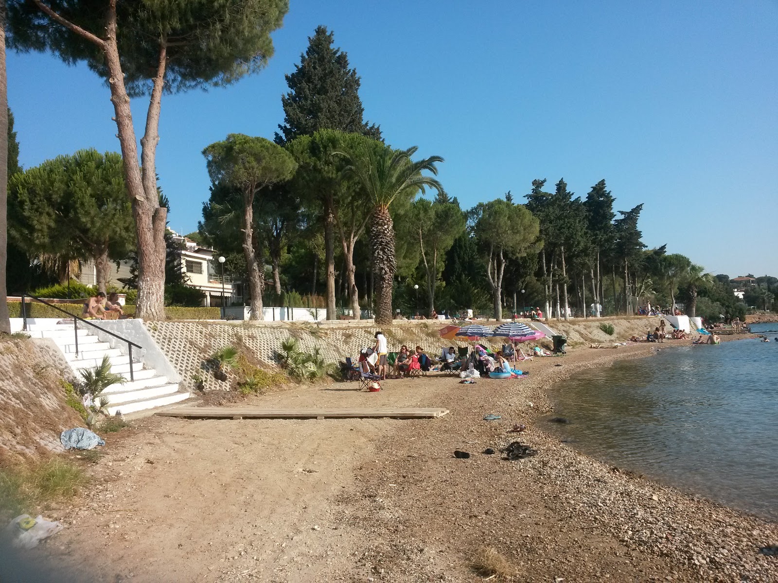 Zdjęcie Breeze Beach Club poparte klifami