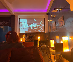 Flapper'S Café photo