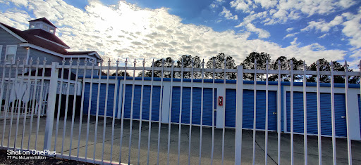 Self-Storage Facility «American Classic Self Storage - Oyster Point», reviews and photos, 300 Bell King Rd, Newport News, VA 23606, USA