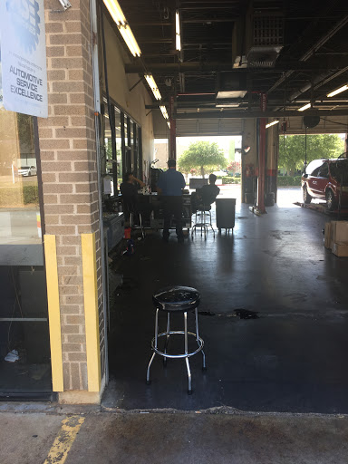 Tire Shop «Firestone Complete Auto Care», reviews and photos, 1233 Melbourne Rd, Hurst, TX 76053, USA