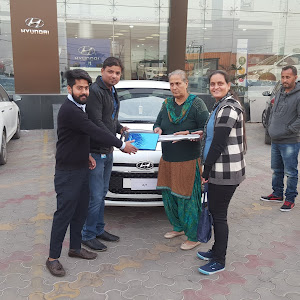 Hyundai Sales & Service - Goyal Hyundai photo