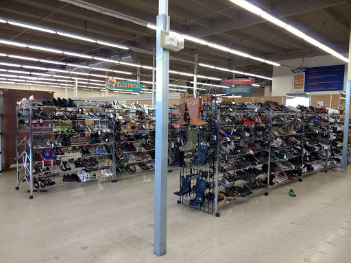 Thrift Store «Thrift Town», reviews and photos, 410 El Camino Ave, Sacramento, CA 95815, USA