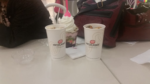 Imax Theater «Premiere Cinema + IMAX - El Paso Bassett», reviews and photos, 6101 Gateway Blvd W #15, El Paso, TX 79925, USA