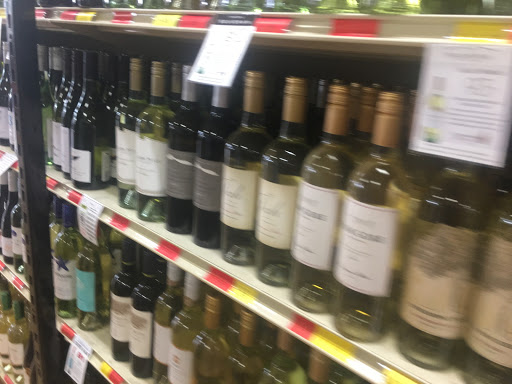Wine Store «Wine Outlet», reviews and photos, 10 Meadowlands Pkwy, Secaucus, NJ 07094, USA