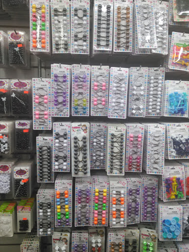 Beauty Supply Store «Chicago Beauty Supply», reviews and photos, 5600 W Chicago Ave, Chicago, IL 60651, USA