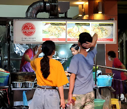 PAD THAI HOYTOD photo