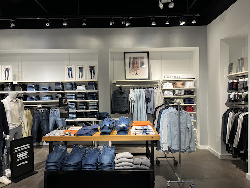 Clothing Store «Express», reviews and photos, 4396 Holly Drive, Beavercreek, OH 45440, USA