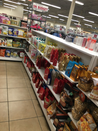 Clothing Store «Burlington Coat Factory», reviews and photos, 325 US-202, Flemington, NJ 08822, USA