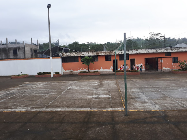 Opiniones de Polideportivo Puerto Quito en Puerto Quito - Campo de fútbol