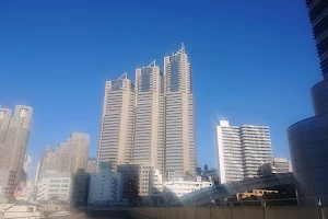Shinjuku Park Tower image