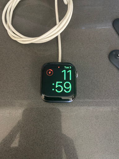Apple Fashion Island image