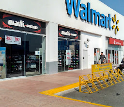 Marti Outlet Queretaro photo