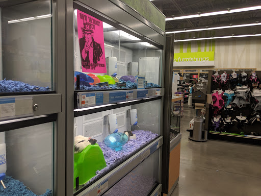 Pet Supply Store «Petco Animal Supplies», reviews and photos, 5263 Campbell Blvd, Nottingham, MD 21236, USA