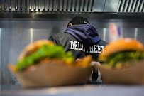 Photos du propriétaire du Restaurant de hamburgers Delistreet - Le labo à Montreuil - n°15