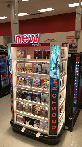 Department Store «Target», reviews and photos, 800 Broadview Village Sq, Broadview, IL 60155, USA