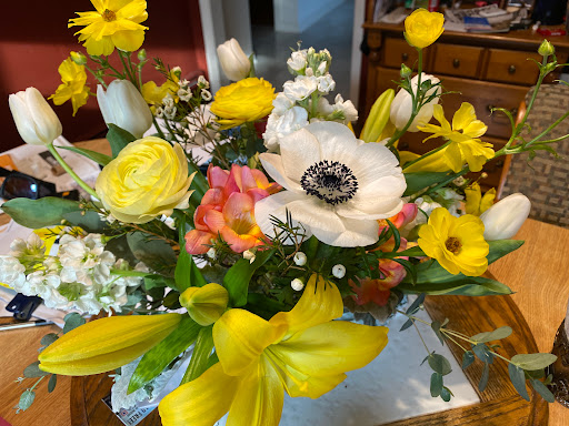 Florist «The Vines Flower & Garden Shop», reviews and photos, 33245 Grand River Ave, Farmington, MI 48336, USA