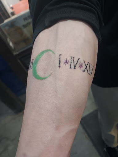 Explore twin mom tattoo ideas, creative tattoo ideas in Torrington, available at Hydra Tattoos