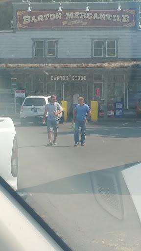 Grocery Store «Barton Convenience store», reviews and photos, 24802 SE Bakers Ferry Rd, Boring, OR 97009, USA