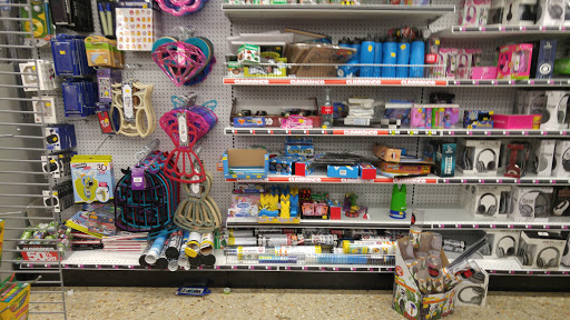 Variety Store «Five Below», reviews and photos, 3269 Donnell Dr, District Heights, MD 20747, USA