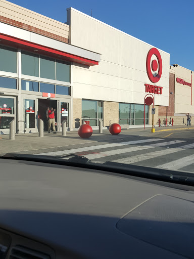 Department Store «Target», reviews and photos, 7 Allstate Rd, Dorchester, MA 02125, USA