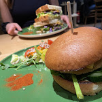 Photo n°2 de l'avis de Despyna.e fait le 04/10/2023 à 15:24 sur le  Katzentempel Leipzig Mitte à Leipzig