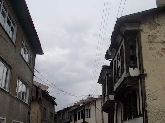 Lala Hüseyin Paşa Mahallesi Muhtarlığı