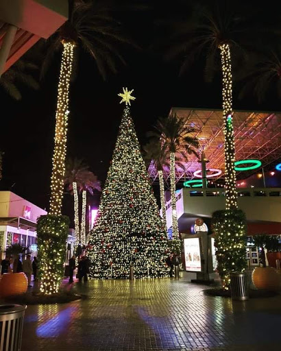 Movie Theater «Harkins Theatres Tempe Marketplace 16», reviews and photos, 2000 E Rio Salado Pkwy #1160, Tempe, AZ 85281, USA