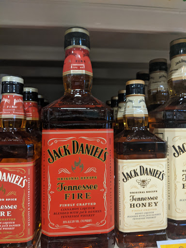 Liquor Store «Joe Canals Liquor», reviews and photos, 6036 E Black Horse Pike, Egg Harbor Township, NJ 08234, USA