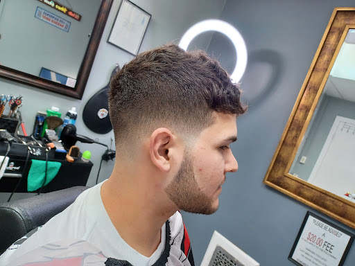 Barber Shop «Los Bambinos Barbershop», reviews and photos, 428 New Britain Ave, Hartford, CT 06106, USA