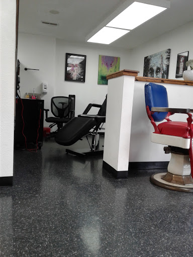 Tattoo Shop «Underground Artworks», reviews and photos, 1016 N Main St, Edwardsville, IL 62025, USA