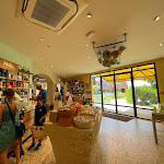 Photo n° 4 de l'avis de T.e fait le 28/08/2023 à 00:52 pour L'OCCITANE EN PROVENCE (Boutique Musée, Jardin, Visite d'usine) à Manosque