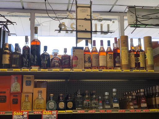Liquor Store «One O One Liquors & Wine», reviews and photos, 617 E Oakland Park Blvd, Oakland Park, FL 33334, USA